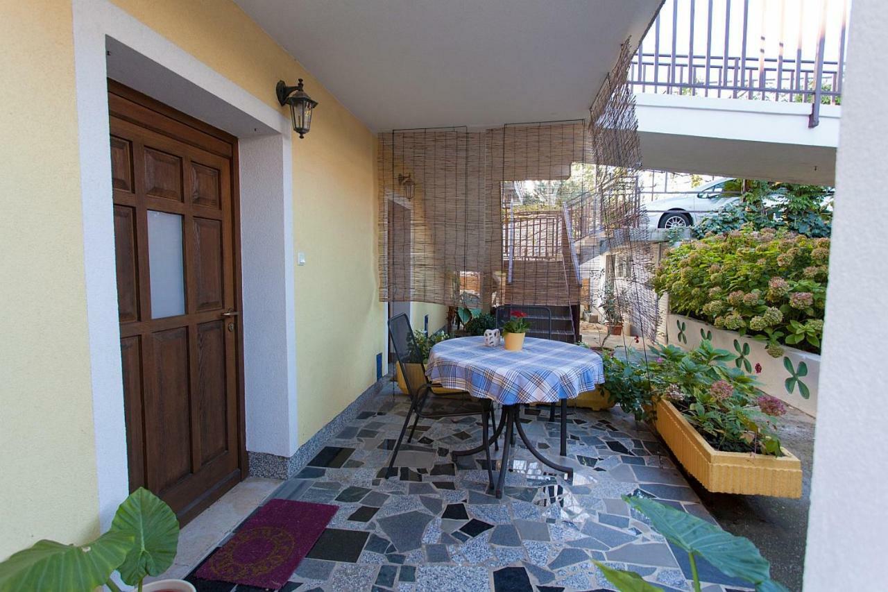 Apartments Topic & Krk Central Location كرك المظهر الخارجي الصورة