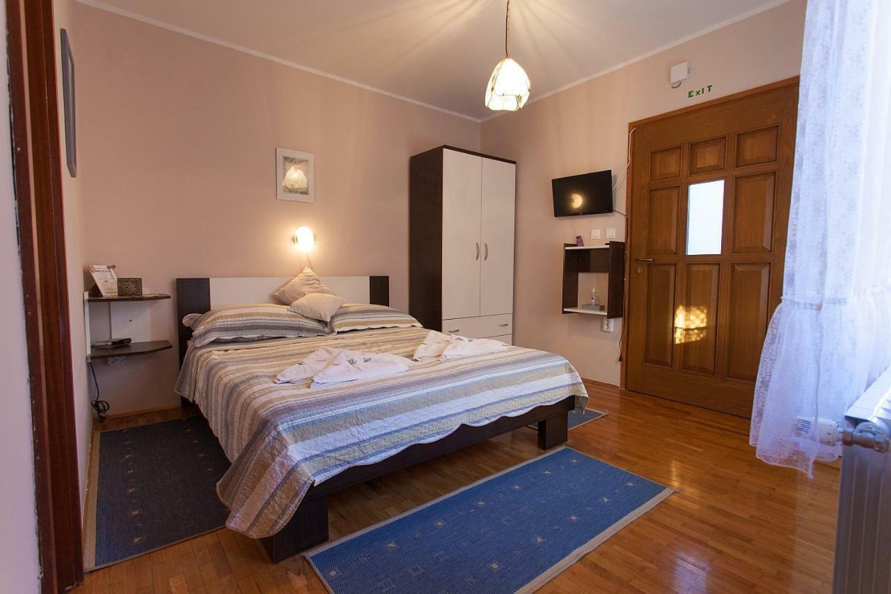 Apartments Topic & Krk Central Location كرك المظهر الخارجي الصورة